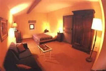 Дом отдыха La Maison Bleue Cascastel-des-Corbieres