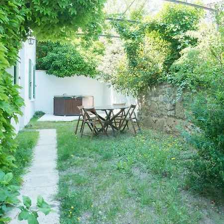 La Maison Des Vendangeurs * Cascastel-des-Corbieres