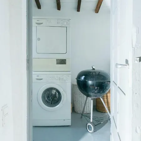 La Maison Bleue Дом отдыха Cascastel-des-Corbieres